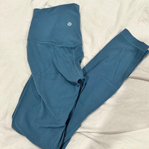 Lululemon Align high rise legging 25” Size 2 - Picture 4 of 6